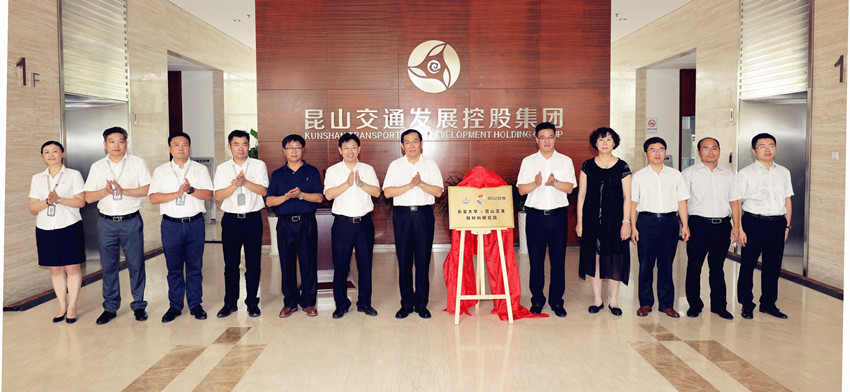 2U3A3033(1)_副本.jpg 2U3A3033(1)_副本.jpg