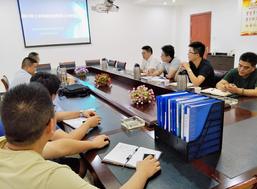 QQ截图20170815170532.png QQ截图20170815170532.png