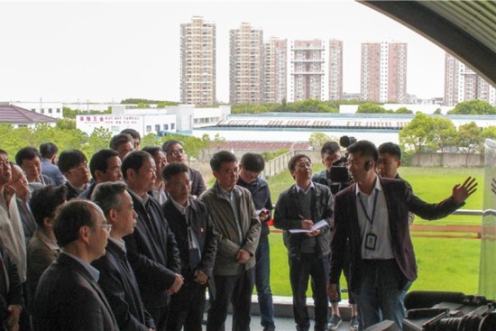 简讯照片-安徽省马鞍山市党政代表团一行至轨道公司开展调研交流 (1)_副本.jpg 简讯照片-安徽省马鞍山市党政代表团一行至轨道公司开展调研交流 (1)_副本.jpg