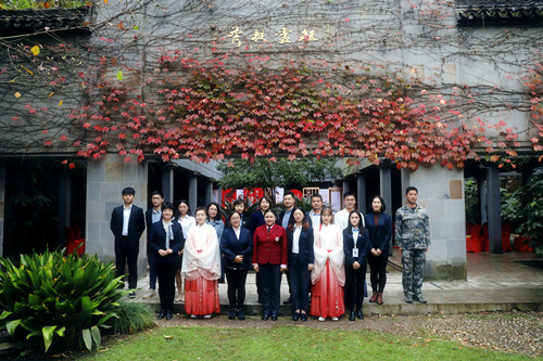 安保公司参加交发集团“平‘语’近人——习近平喜欢的典故”家风家训诵读活动_副本.jpg 安保公司参加交发集团“平‘语’近人——习近平喜欢的典故”家风家训诵读活动_副本.jpg